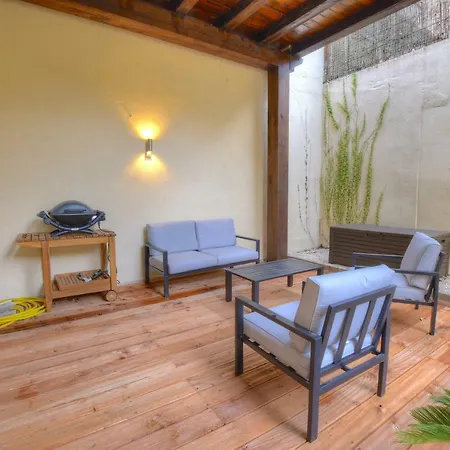 Spacieux 2p, Jardin, Plage à Pieds / Vieille Ville Appartement