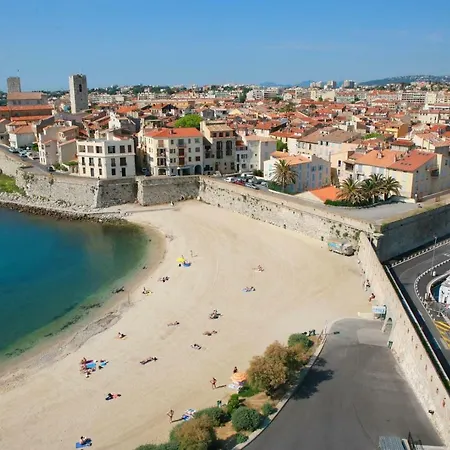 Appartement Spacieux 2p, Jardin, Plage à Pieds / Vieille Ville Antibes